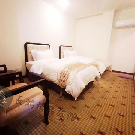 Chang Hong Hotel Csinning Kültér fotó
