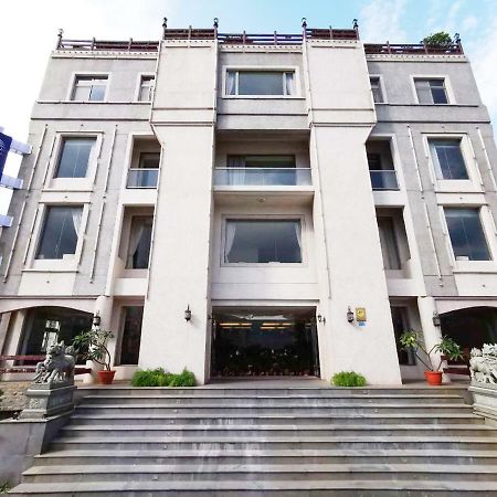 Chang Hong Hotel Csinning Kültér fotó